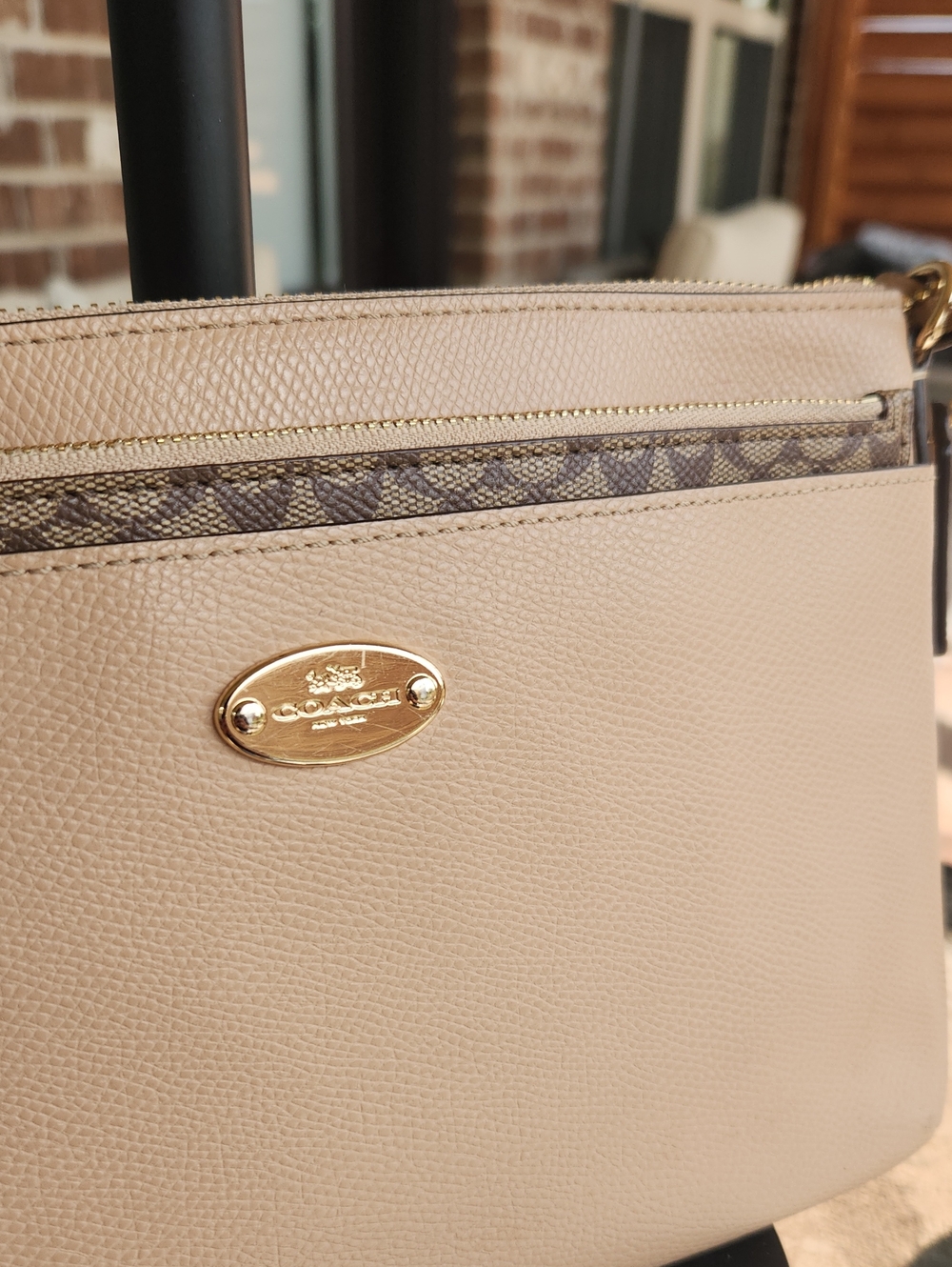 Coach East/West Pop Crossbody Beige, F52881 - Picture 4 of 16